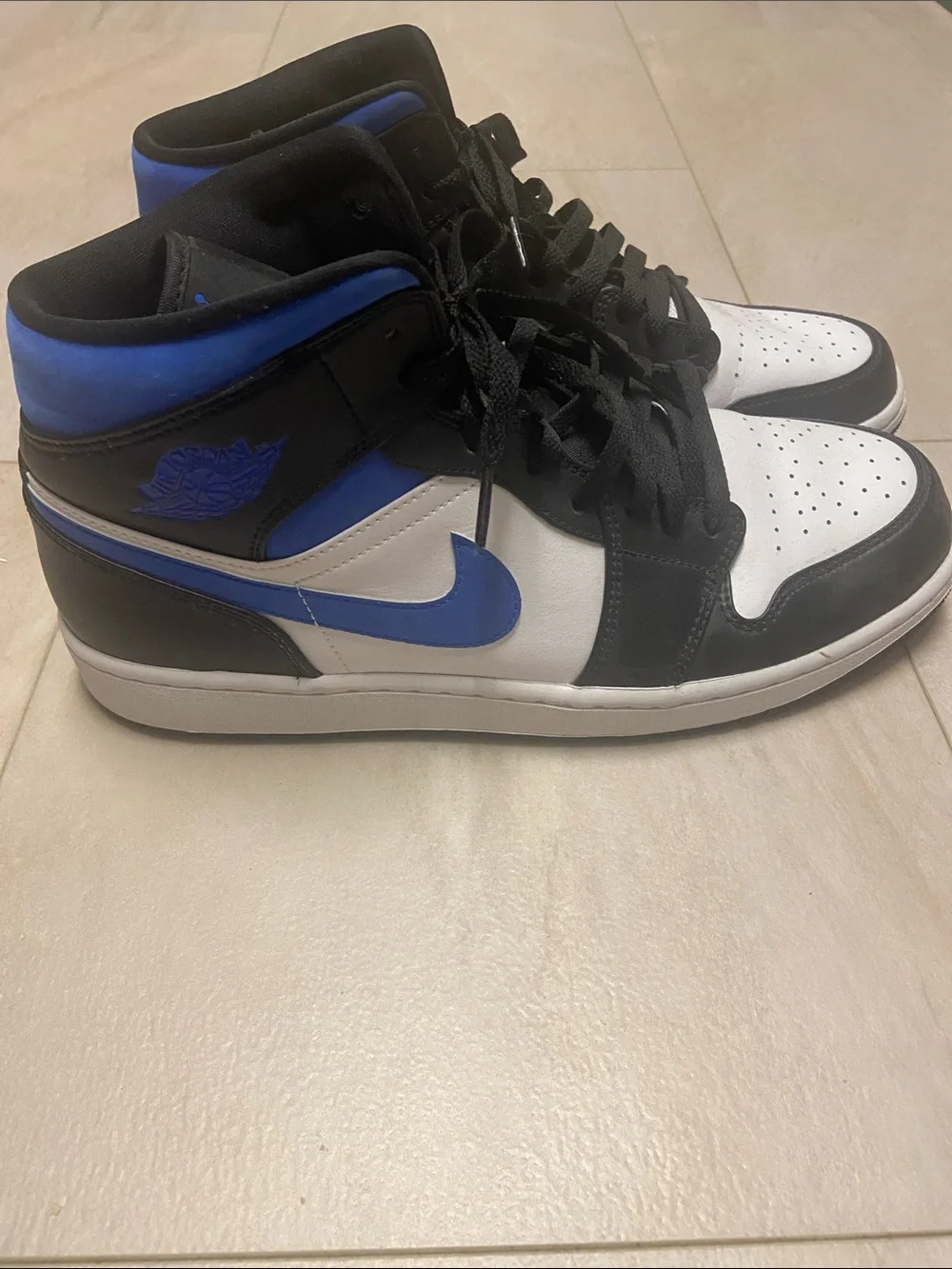 Nike Air Jordan 1  mid ‘Racer Blue’